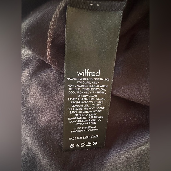 ARITZIA Wilfred Black Saturn Mini Dress - only worn once - Picture 13 of 14